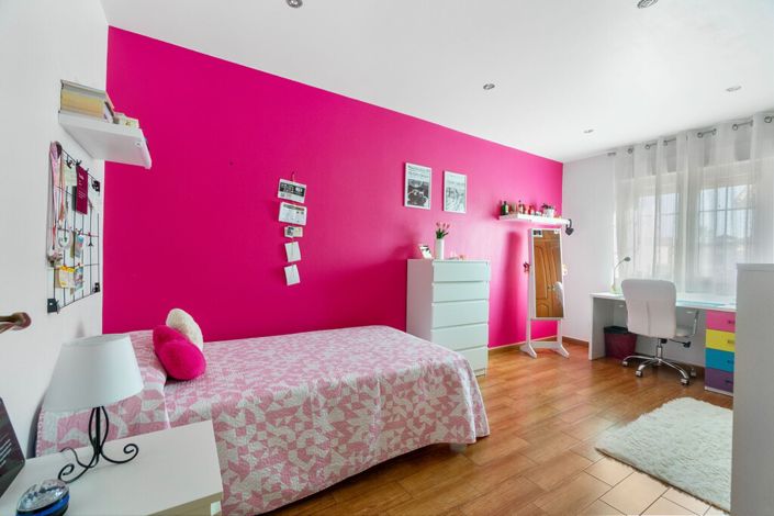 Image No.30-4 Bed Villa for sale