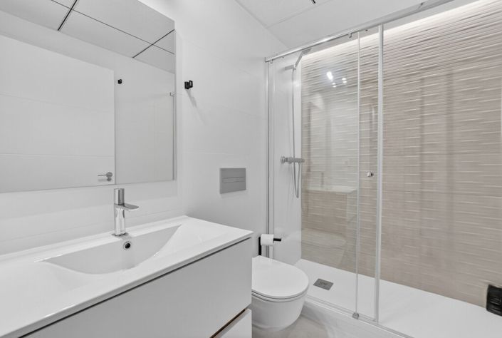Image No.12-3 Bed Apartment for sale