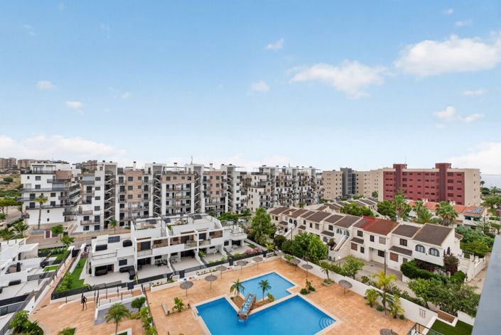 Image No.28-3 Bed Apartment for sale