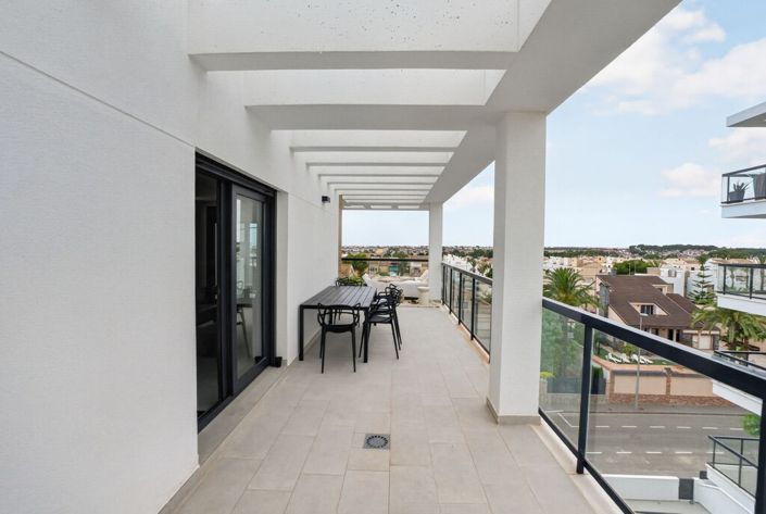 Image No.6-3 Bed Apartment for sale