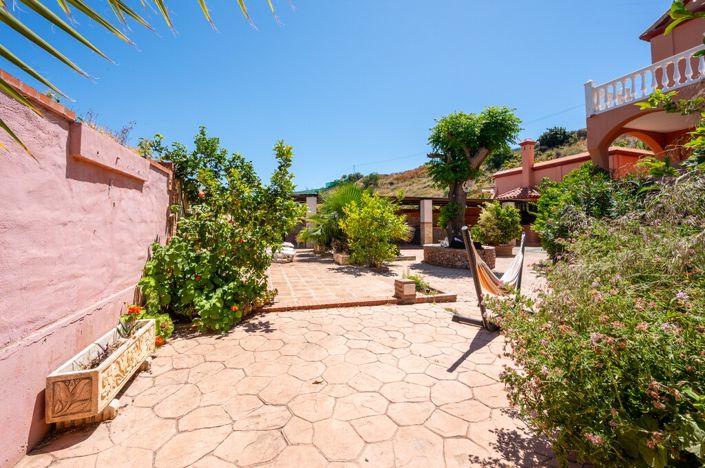 Image No.24-3 Bed Villa for sale