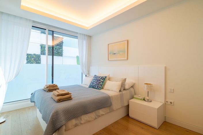 Image No.17-3 Bed Apartment for sale