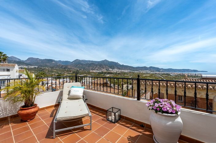 Image No.30-3 Bed Villa for sale