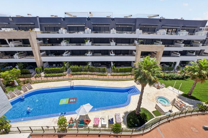Image No.35-2 Bed Property for sale