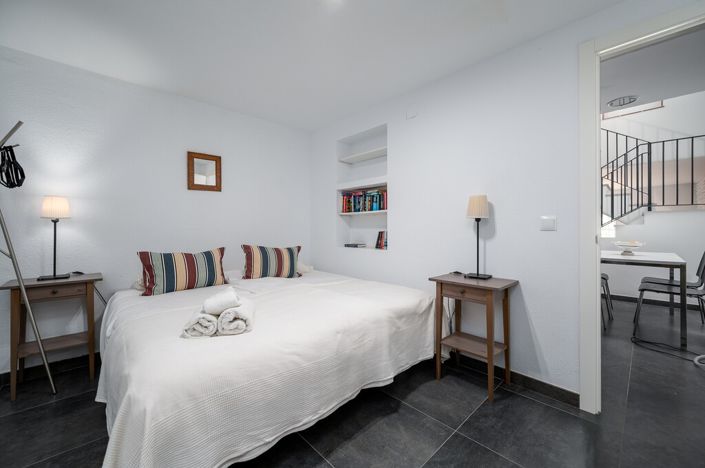 Image No.21-3 Bed Townhouse for sale