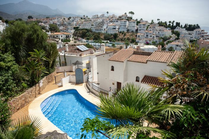 Image No.31-3 Bed Townhouse for sale