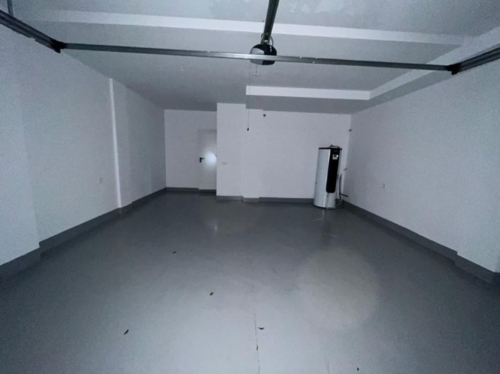 Image No.10-2 Bed Property for sale