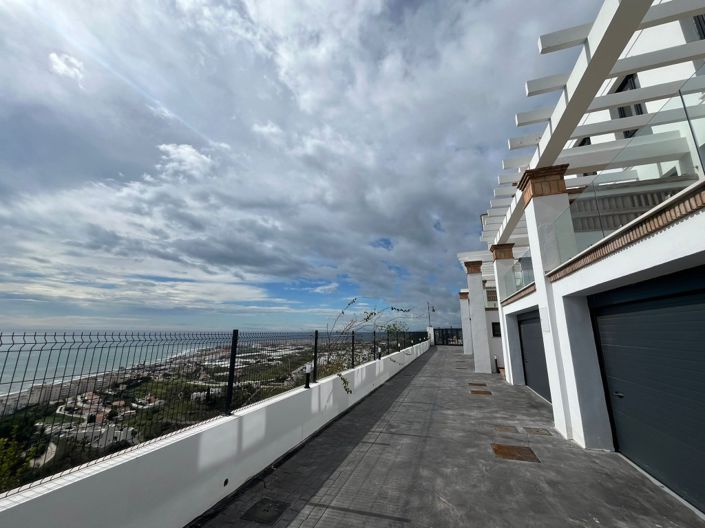 Image No.6-2 Bed Property for sale