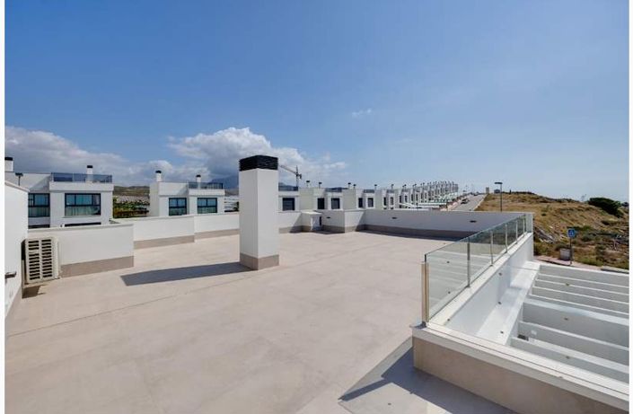 Image No.30-3 Bed Villa for sale