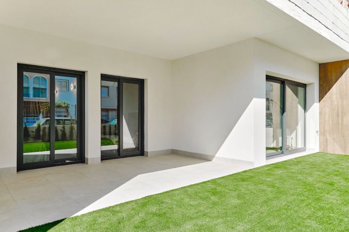Image No.6-2 Bed Property for sale