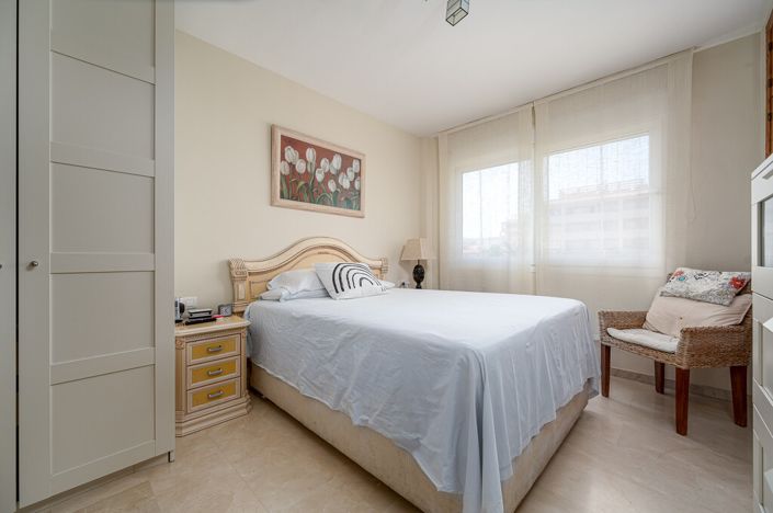 Image No.11-2 Bed Apartment for sale