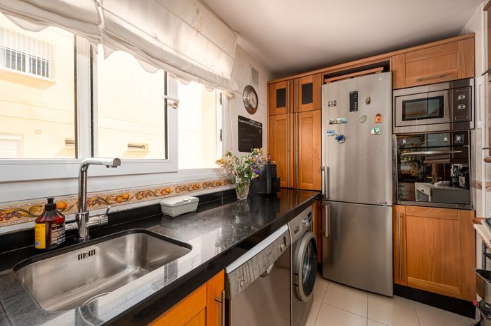 Image No.8-2 Bed Apartment for sale