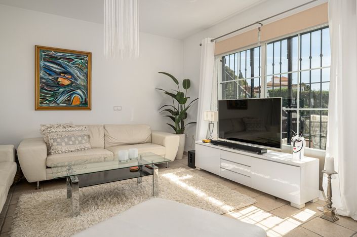 Image No.8-5 Bed Villa for sale