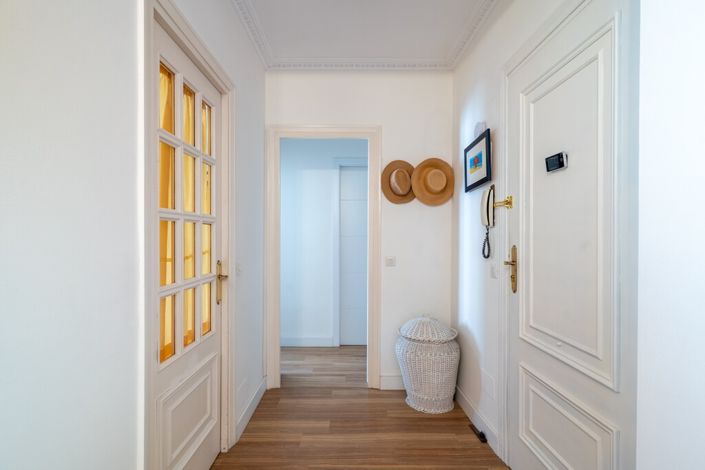 Image No.15-2 Bed Apartment for sale