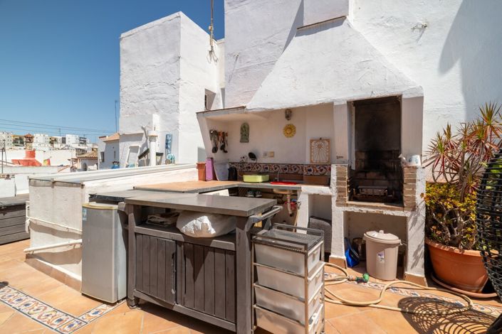 Image No.18-3 Bed Townhouse for sale