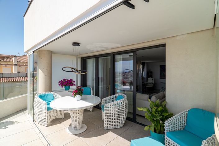 Image No.8-3 Bed Property for sale