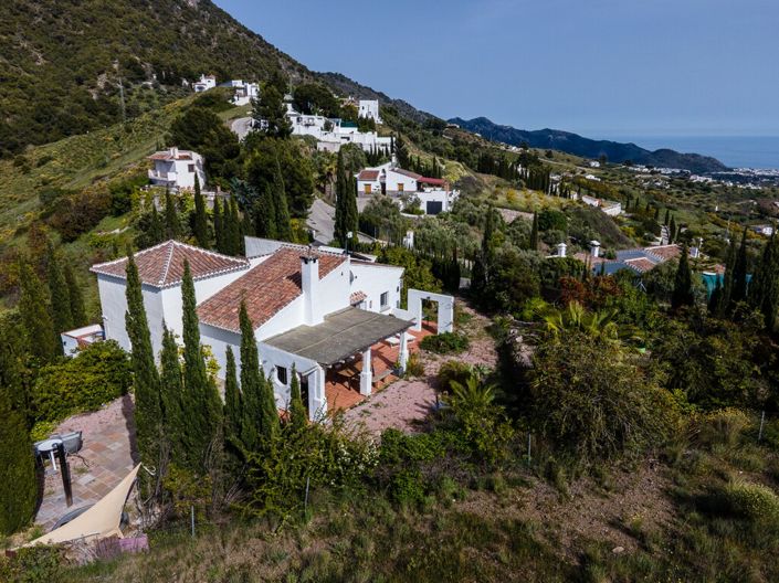 Image No.9-3 Bed Villa for sale