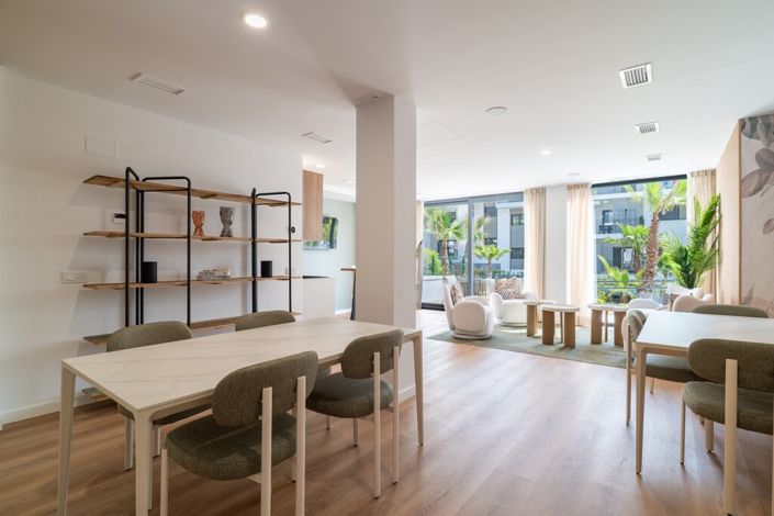 Image No.20-2 Bed Apartment for sale