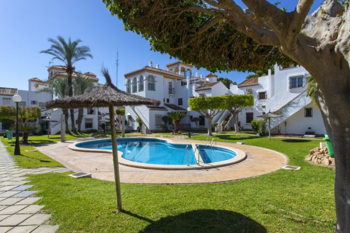 Image No.7-3 Bed Property for sale