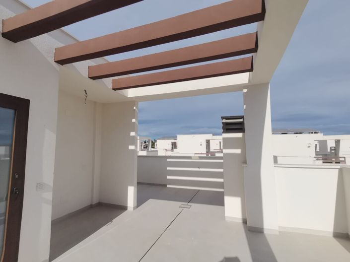 Image No.2-3 Bed Villa for sale
