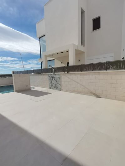 Image No.36-3 Bed Villa for sale