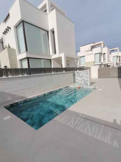 Image No.39-3 Bed Villa for sale