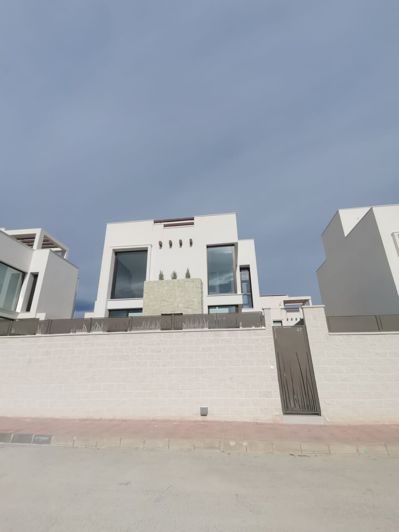 Image No.40-3 Bed Villa for sale