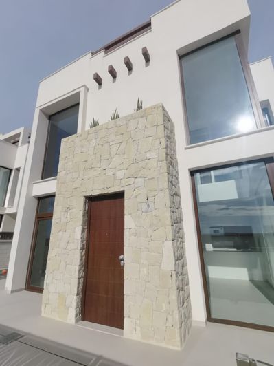 Image No.42-3 Bed Villa for sale