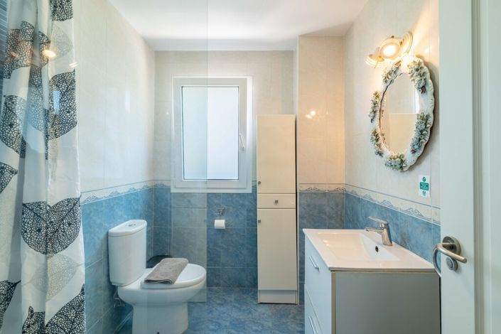 Image No.22-8 Bed Villa for sale