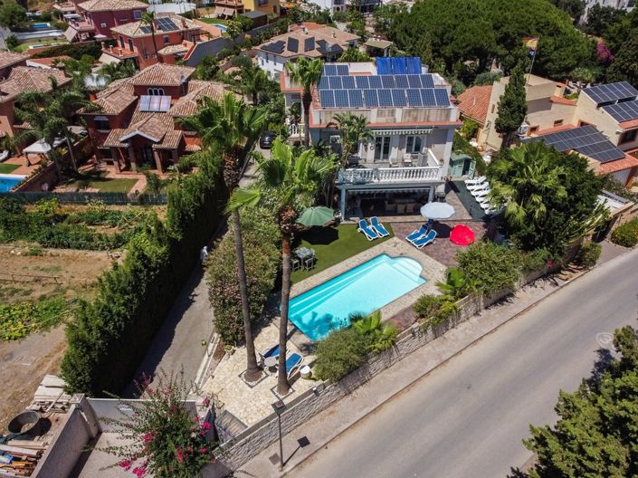 Image No.42-8 Bed Villa for sale
