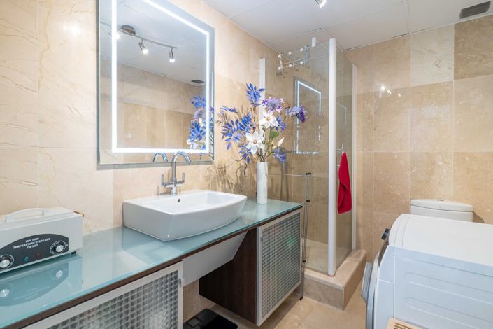 Image No.11-3 Bed Apartment for sale