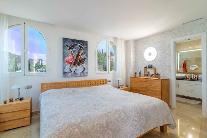 Image No.7-3 Bed Apartment for sale