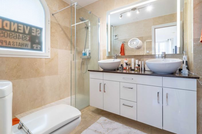 Image No.8-3 Bed Apartment for sale