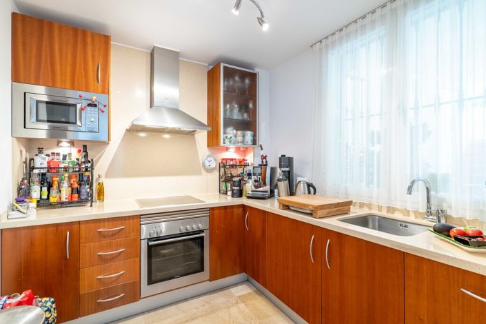Image No.9-3 Bed Apartment for sale