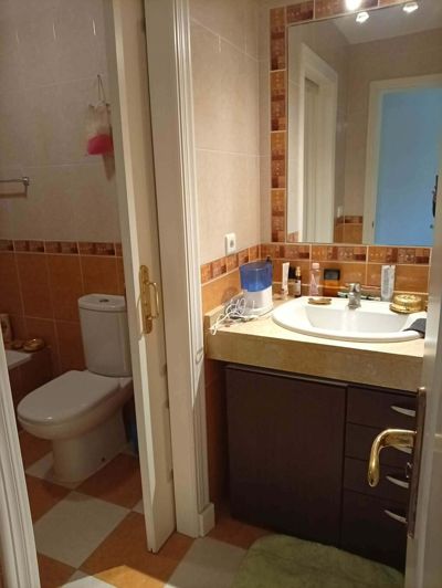 Image No.11-3 Bed Semi-Detached for sale