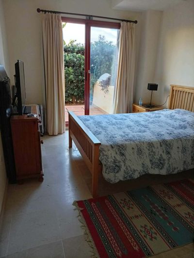 Image No.12-3 Bed Semi-Detached for sale