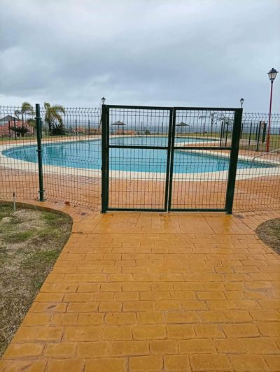 Image No.17-3 Bed Semi-Detached for sale