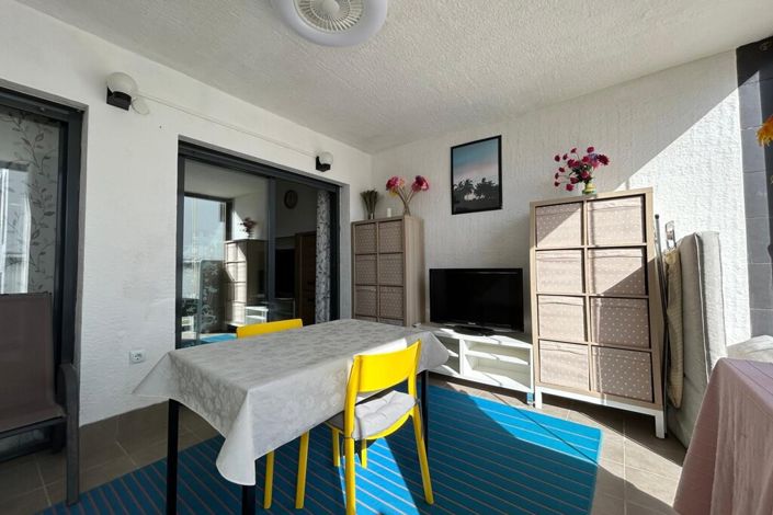 Image No.16-2 Bed Property for sale