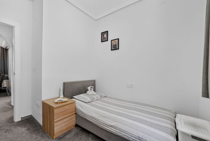 Image No.17-2 Bed Villa for sale
