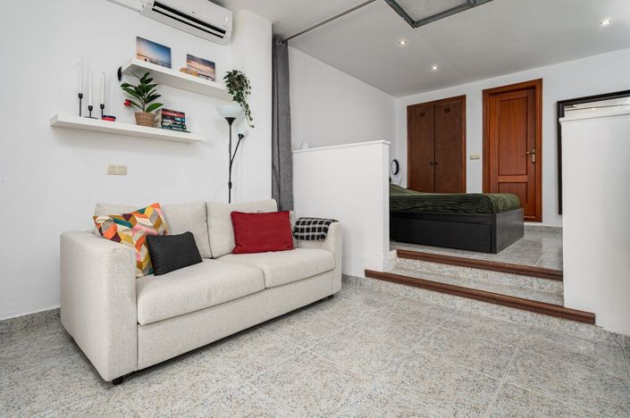 Image No.8-1 Bed Property for sale