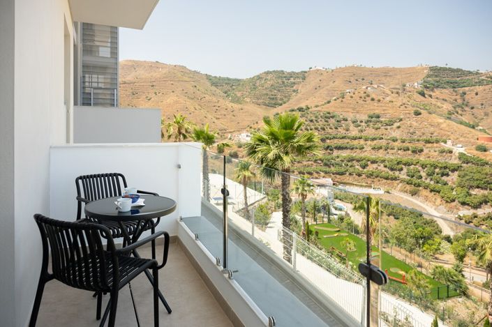 Image No.20-2 Bed Apartment for sale