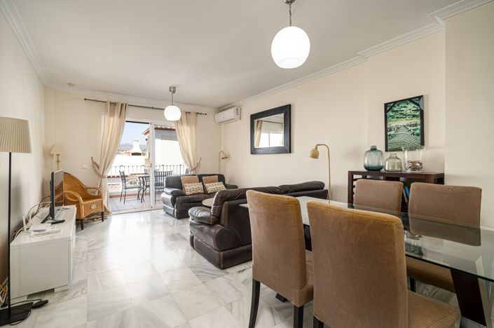 Image No.5-2 Bed Townhouse for sale