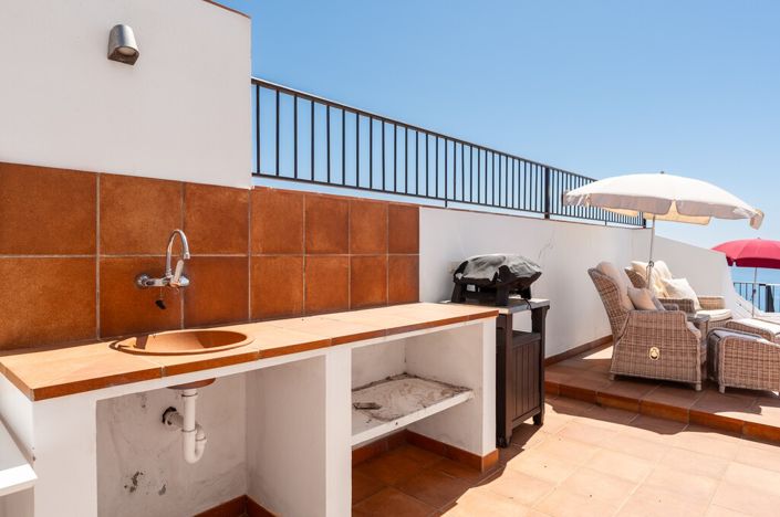 Image No.43-4 Bed Villa for sale