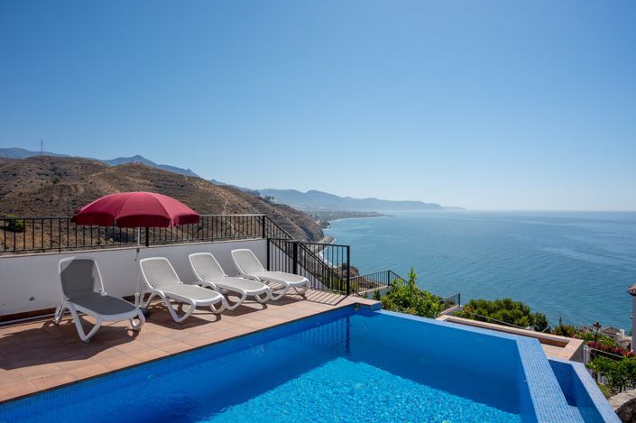 Image No.52-4 Bed Villa for sale