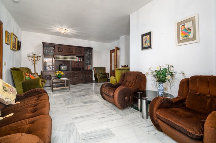 Image No.14-4 Bed Apartment for sale