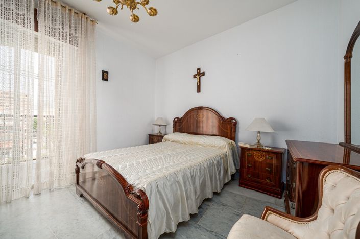 Image No.16-4 Bed Apartment for sale