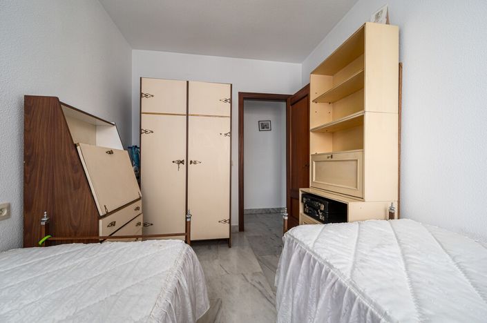 Image No.23-4 Bed Apartment for sale