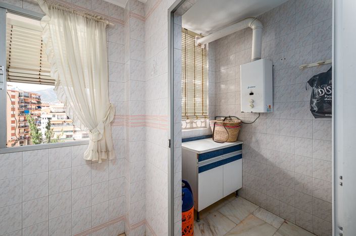 Image No.27-4 Bed Apartment for sale