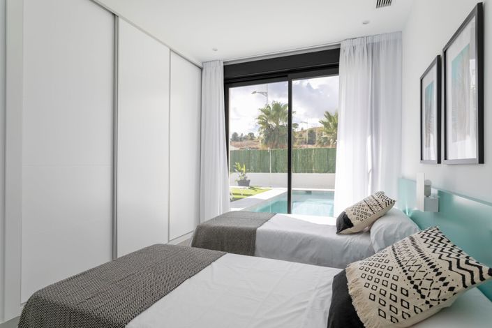 Image No.22-3 Bed Villa for sale
