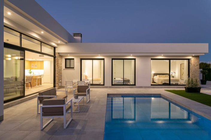 Image No.4-3 Bed Villa for sale